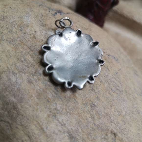 FREE WITH PURCHASE. Flower Pendant - Picture 2 of 3